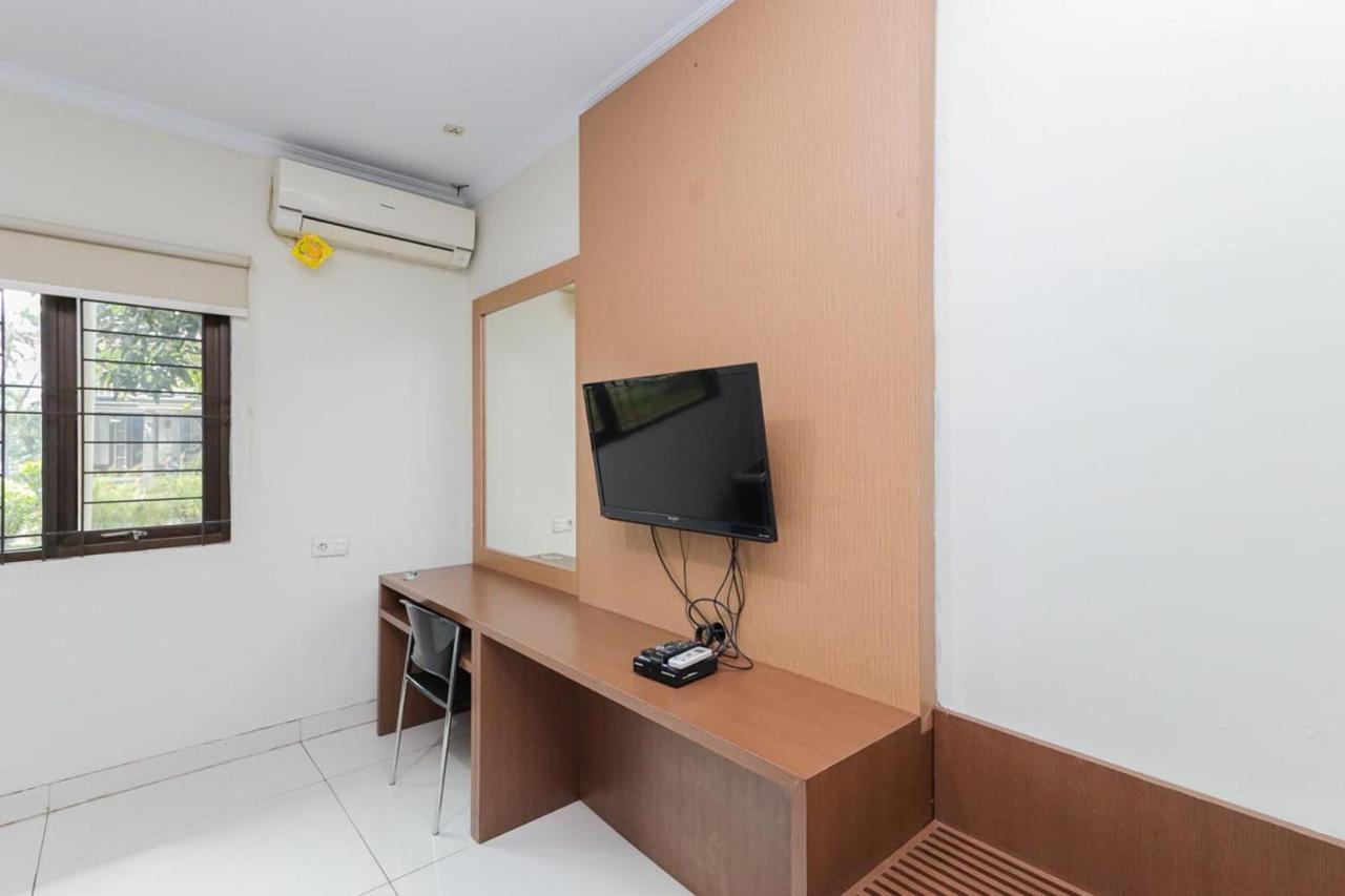 Koolkost Syariah At Taman Simprug Cikarang Otel Bekasi Dış mekan fotoğraf
