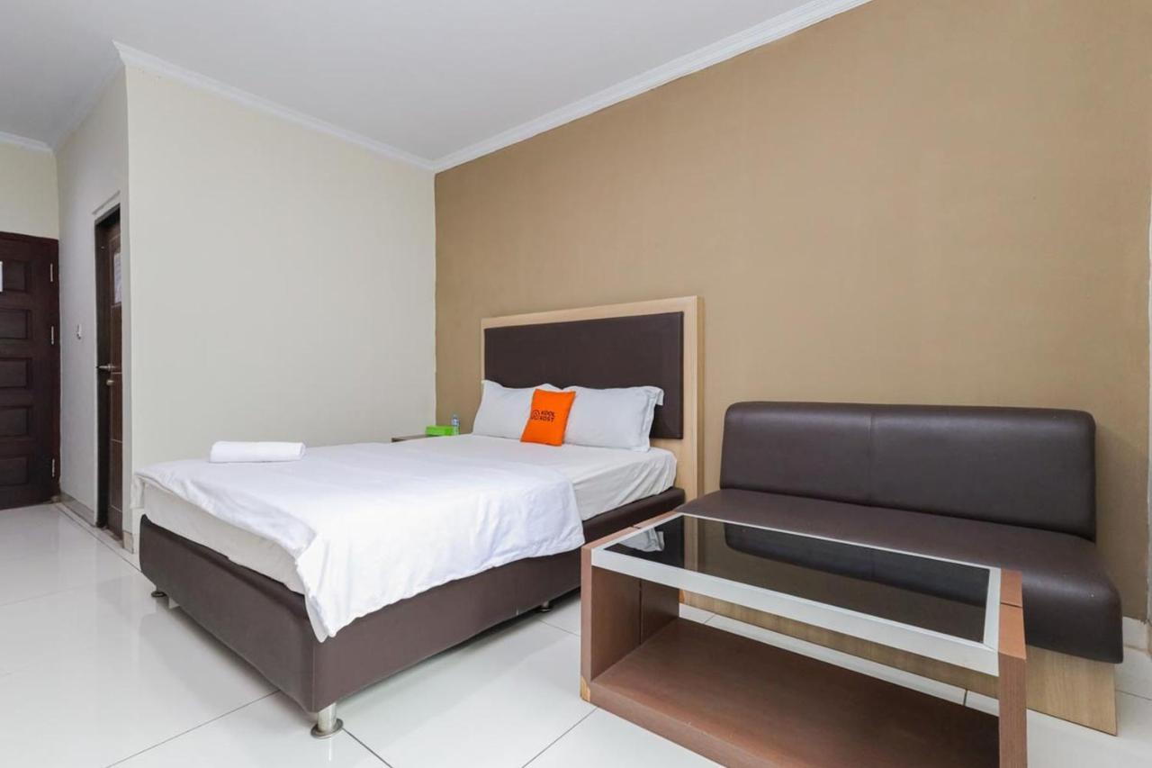 Koolkost Syariah At Taman Simprug Cikarang Otel Bekasi Dış mekan fotoğraf