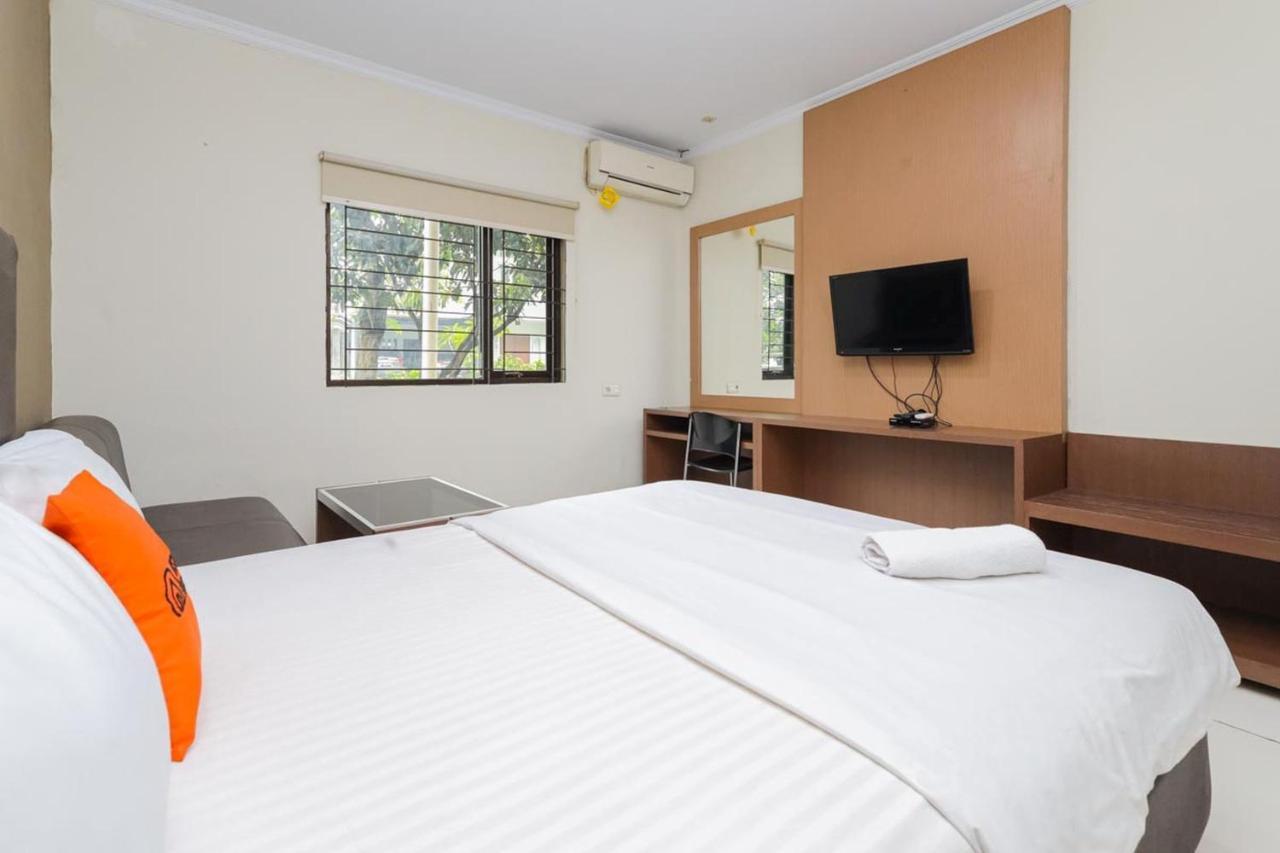 Koolkost Syariah At Taman Simprug Cikarang Otel Bekasi Dış mekan fotoğraf