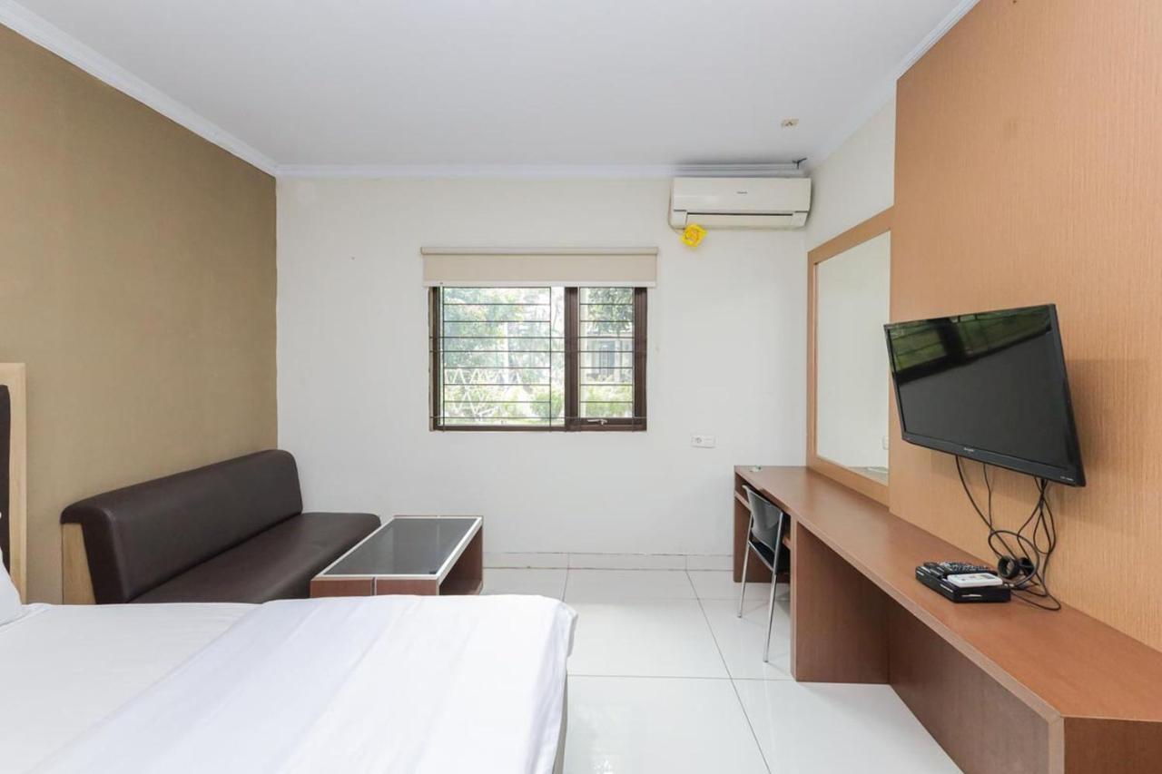 Koolkost Syariah At Taman Simprug Cikarang Otel Bekasi Dış mekan fotoğraf
