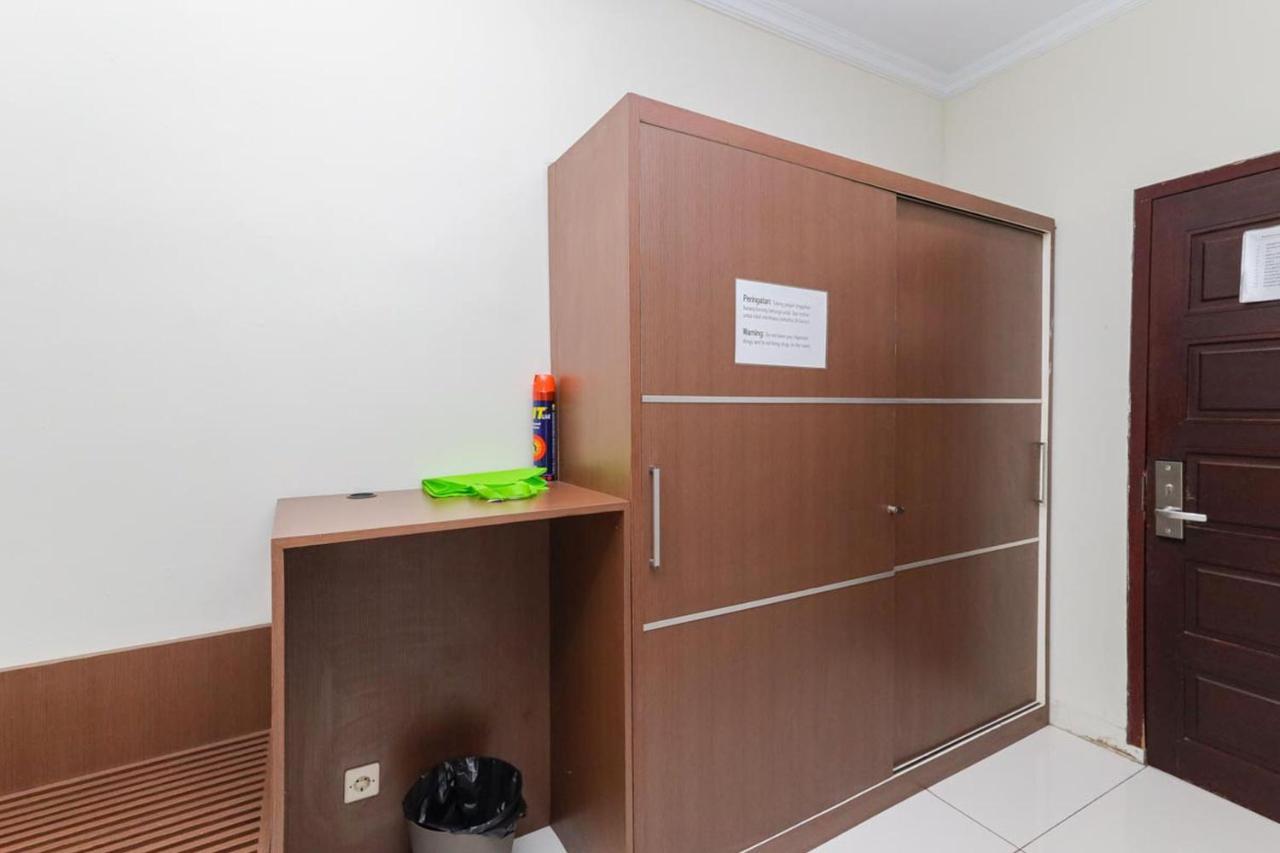 Koolkost Syariah At Taman Simprug Cikarang Otel Bekasi Dış mekan fotoğraf